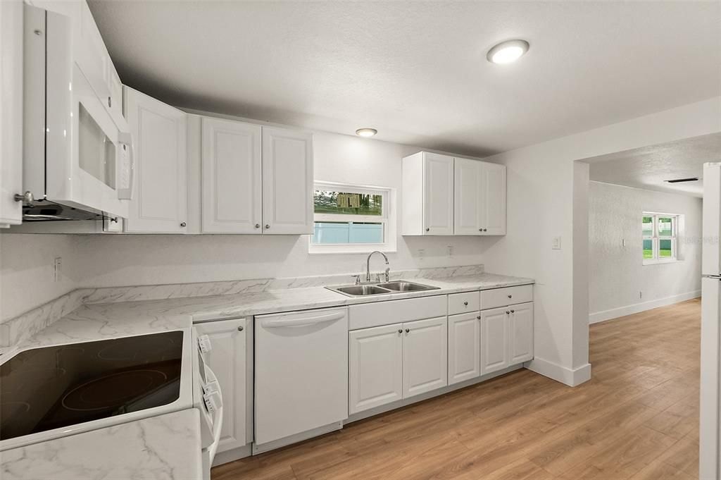 En Venta: $309,900 (2 camas, 1 baños, 1288 Pies cuadrados)