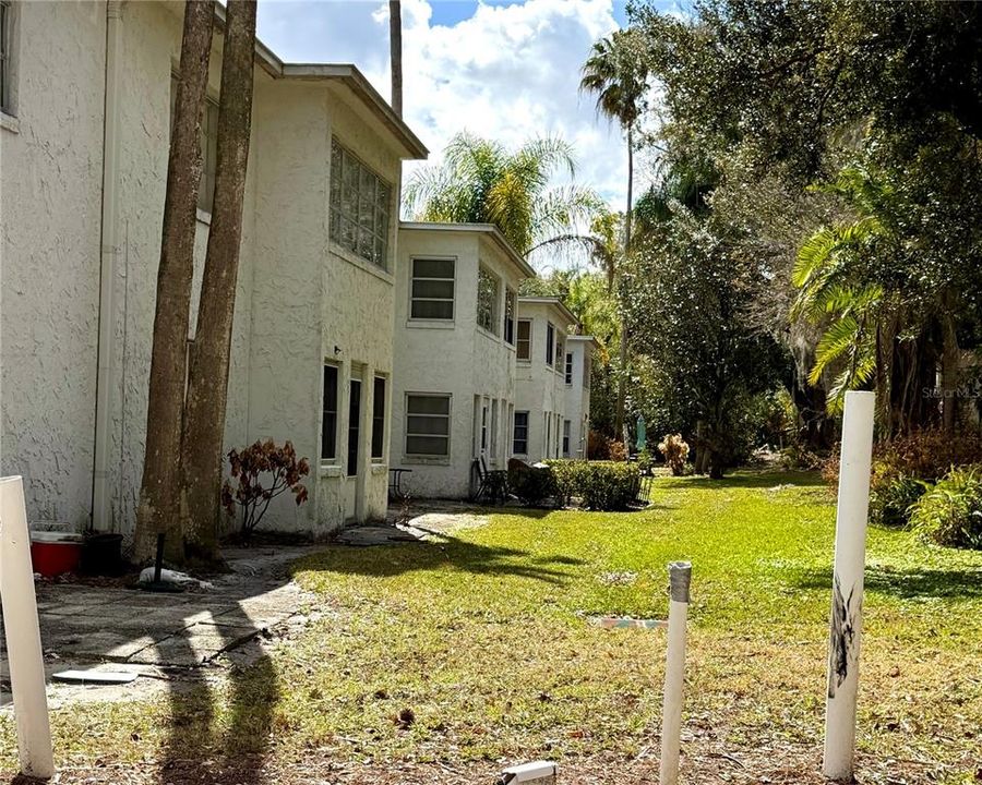 For Sale: $55,000 (1 beds, 1 baths, 663 Square Feet)
