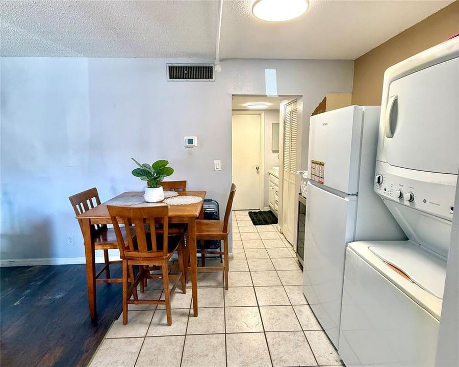 For Sale: $55,000 (1 beds, 1 baths, 663 Square Feet)