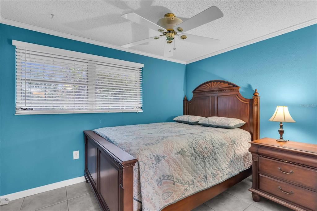 For Rent: $3,350 (4 beds, 3 baths, 2595 Square Feet)