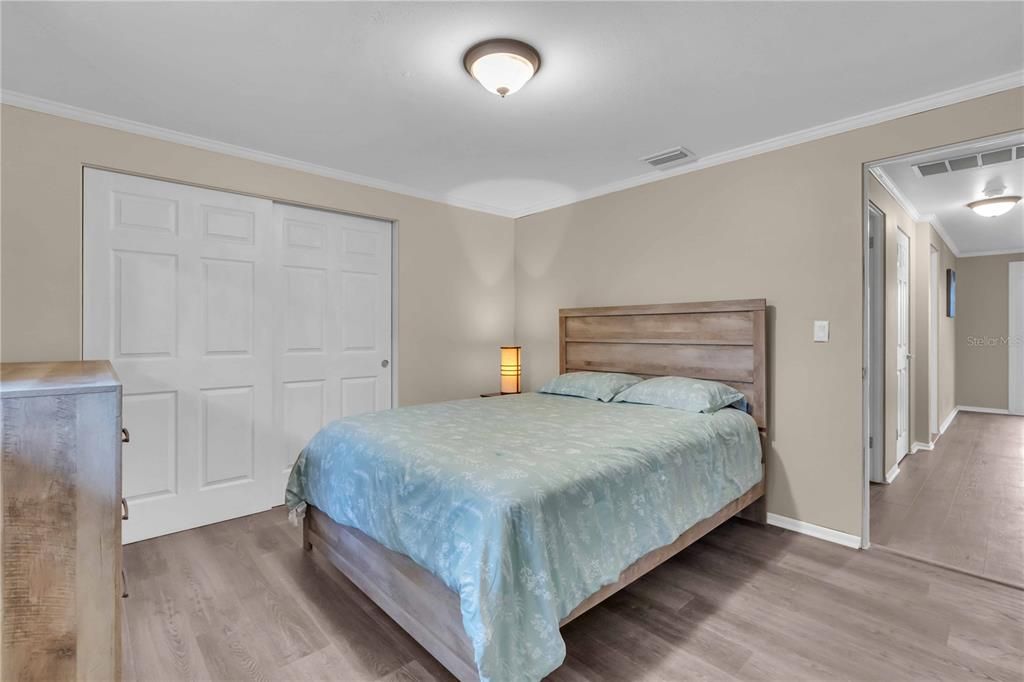 For Rent: $3,350 (4 beds, 3 baths, 2595 Square Feet)