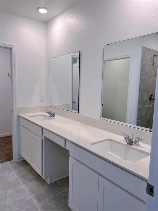 For Sale: $395,000 (5 beds, 2 baths, 2430 Square Feet)