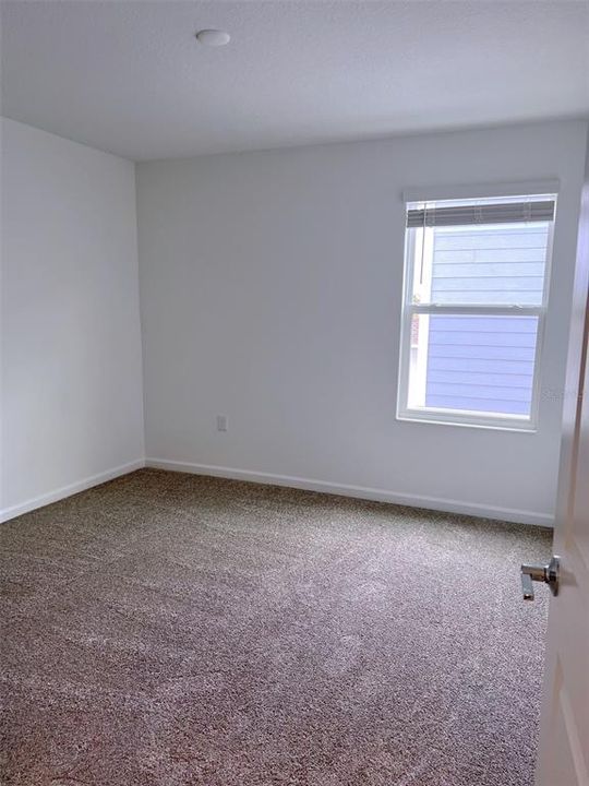 For Sale: $395,000 (5 beds, 2 baths, 2430 Square Feet)