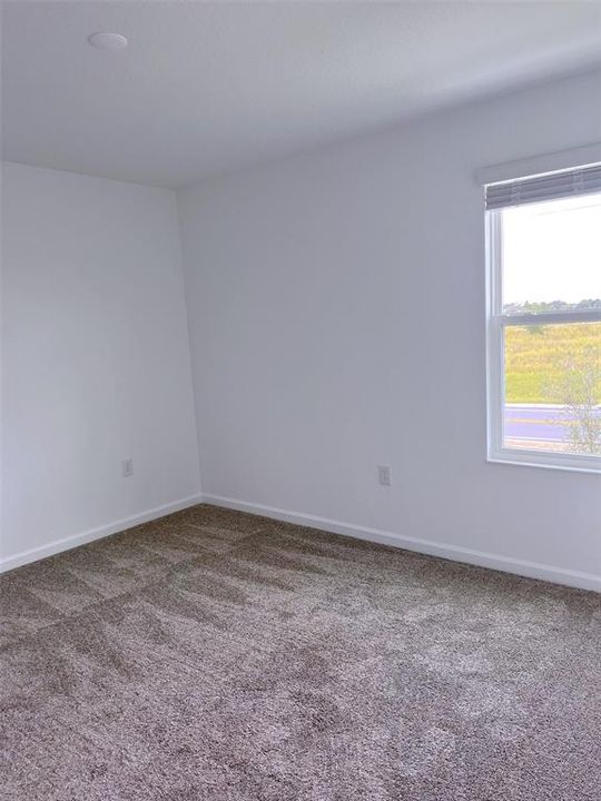 For Sale: $395,000 (5 beds, 2 baths, 2430 Square Feet)
