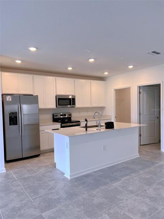 For Sale: $395,000 (5 beds, 2 baths, 2430 Square Feet)