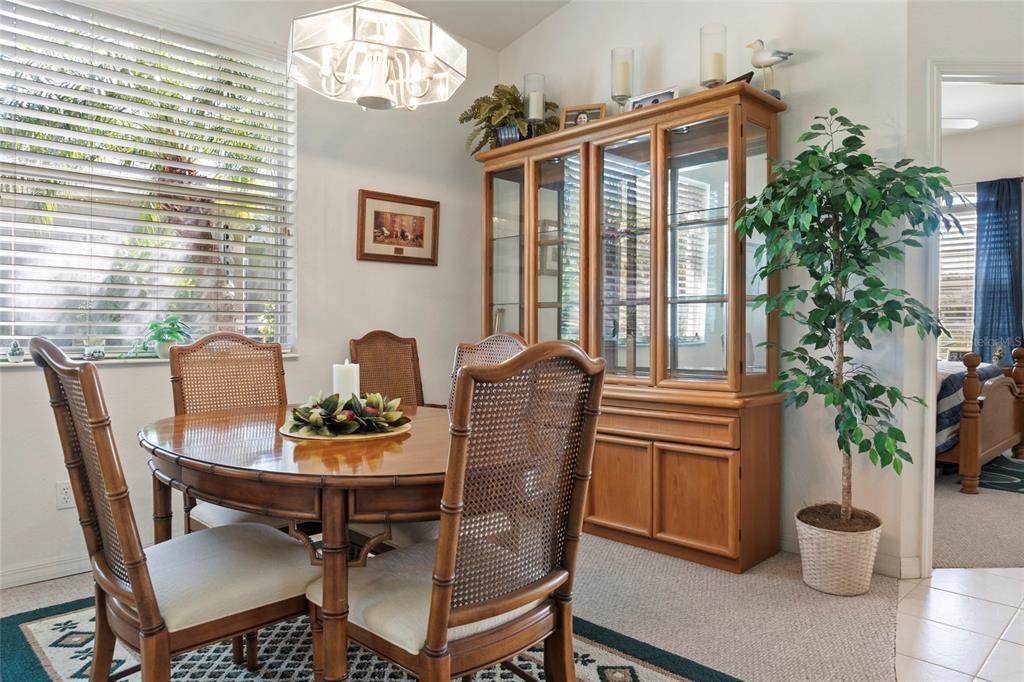 For Sale: $250,000 (3 beds, 2 baths, 1471 Square Feet)