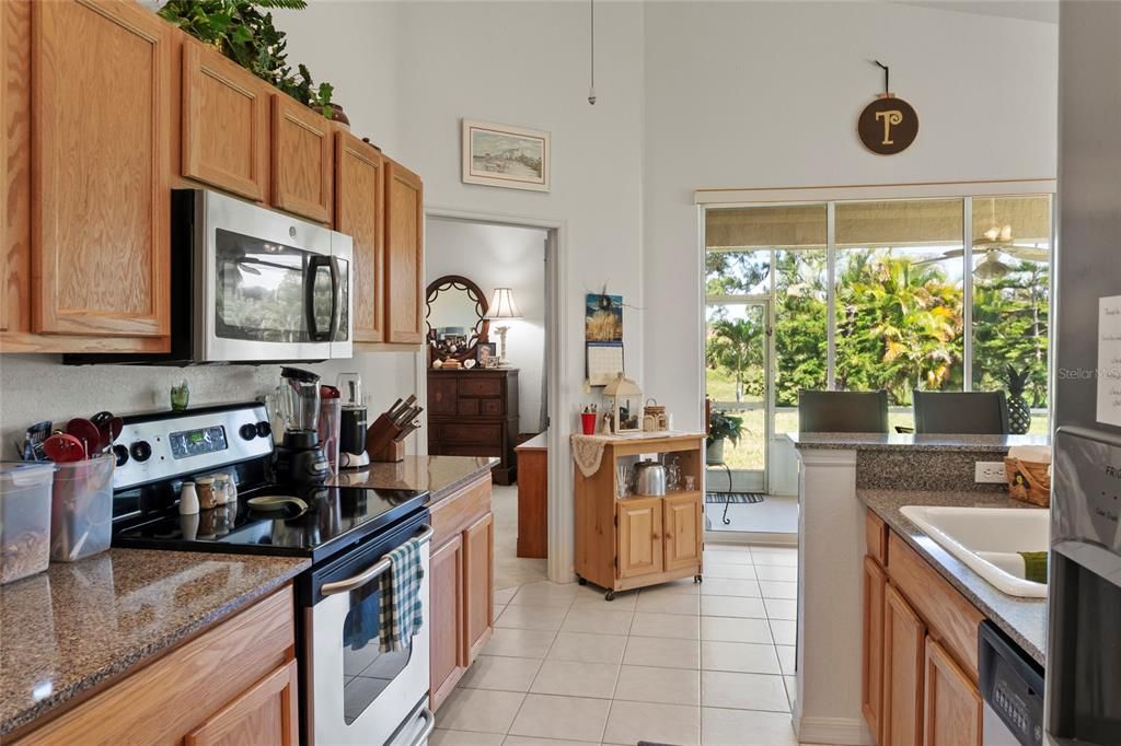 For Sale: $250,000 (3 beds, 2 baths, 1471 Square Feet)