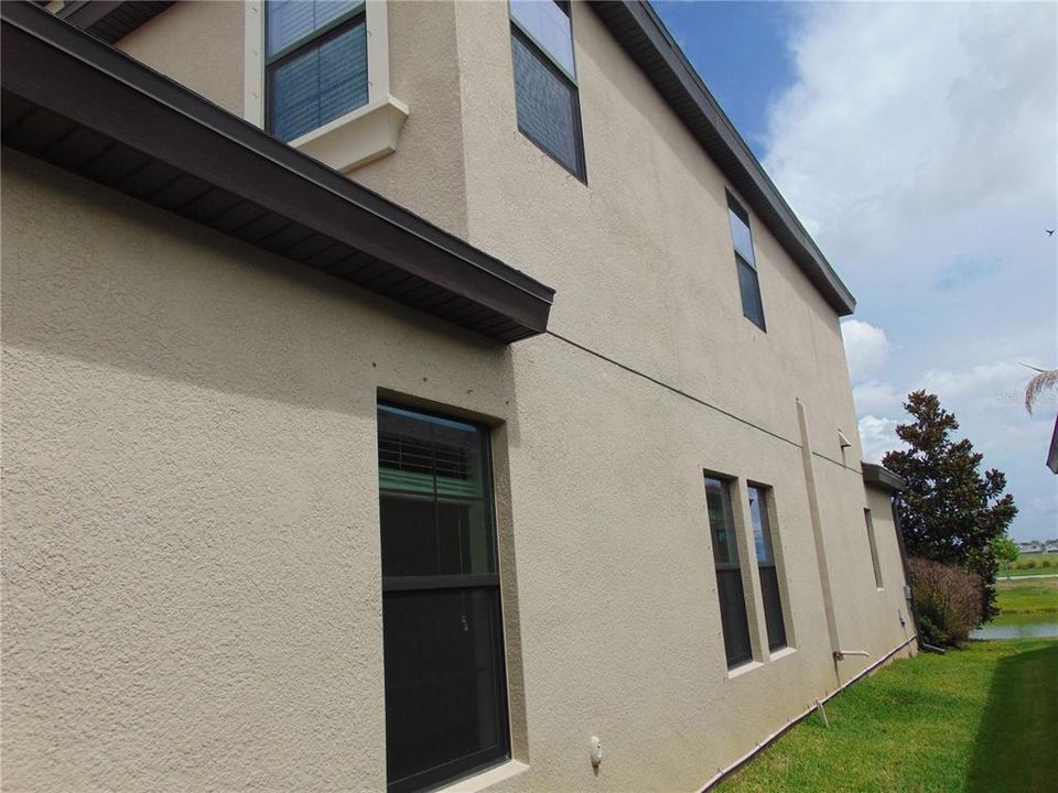 For Sale: $650,000 (4 beds, 3 baths, 3260 Square Feet)