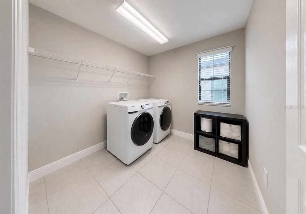 For Sale: $650,000 (4 beds, 3 baths, 3260 Square Feet)