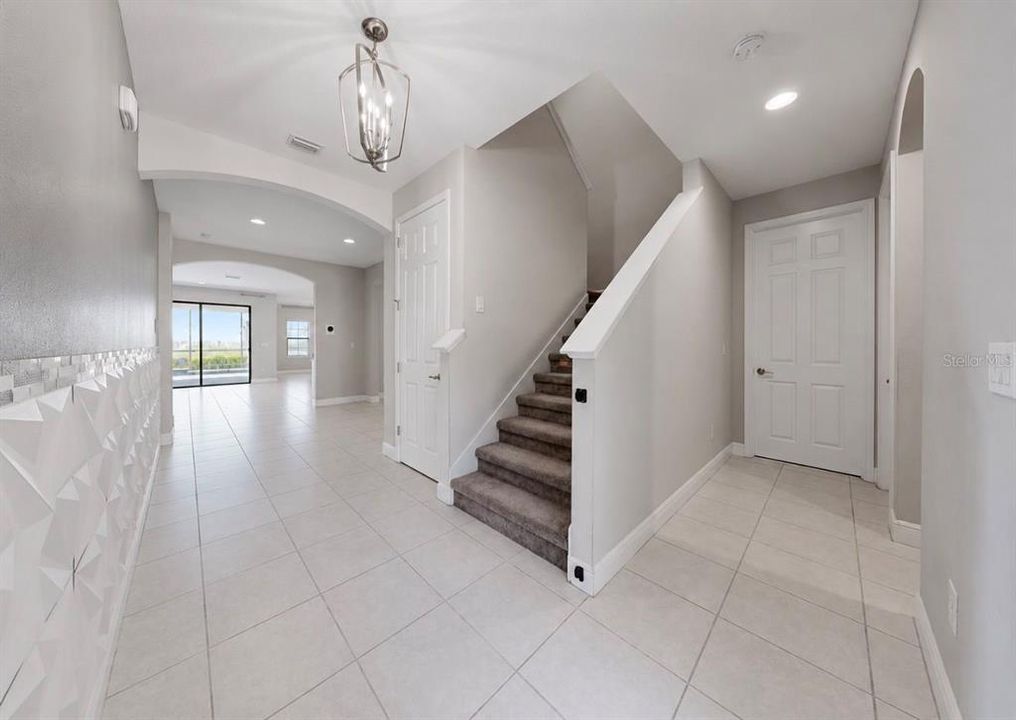 For Sale: $650,000 (4 beds, 3 baths, 3260 Square Feet)