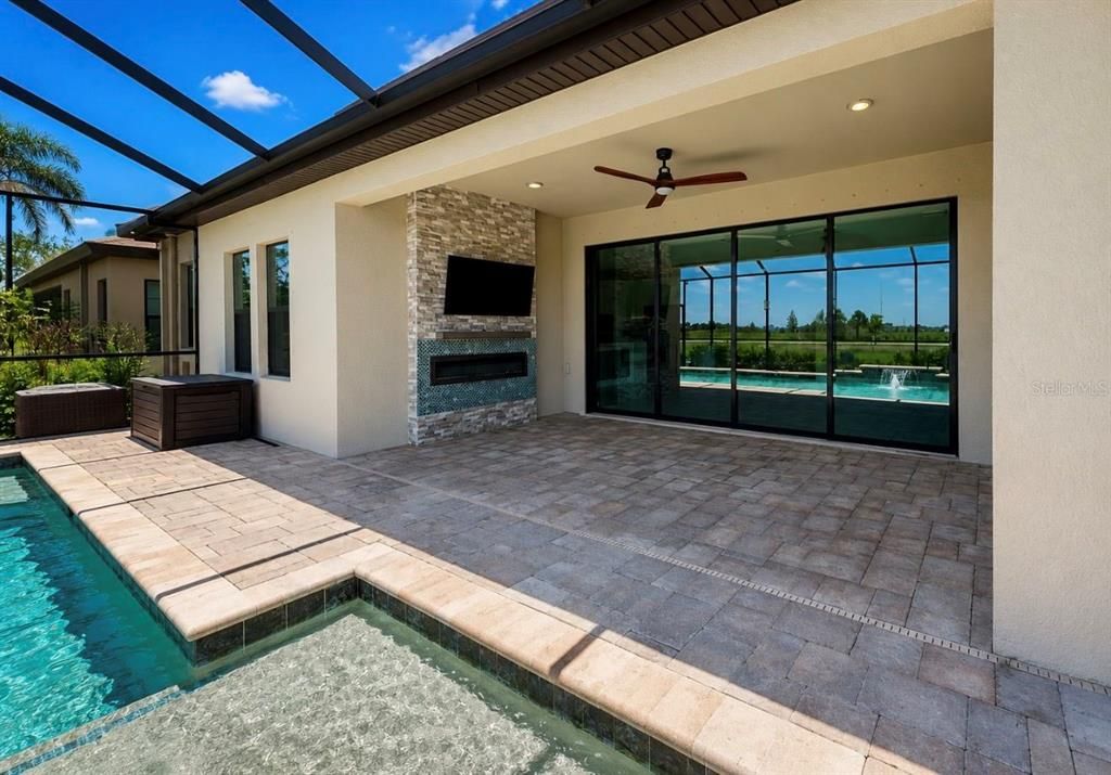 For Sale: $650,000 (4 beds, 3 baths, 3260 Square Feet)
