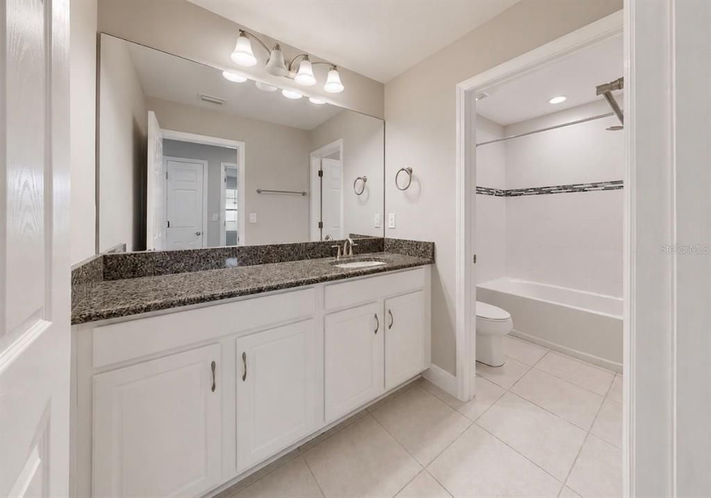 For Sale: $650,000 (4 beds, 3 baths, 3260 Square Feet)