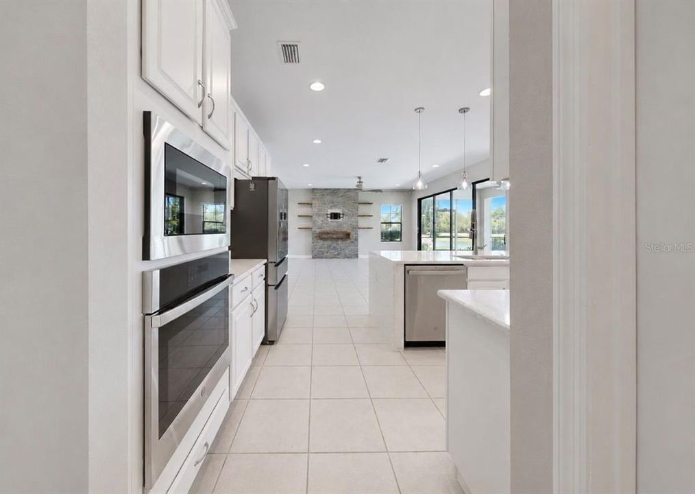 For Sale: $650,000 (4 beds, 3 baths, 3260 Square Feet)