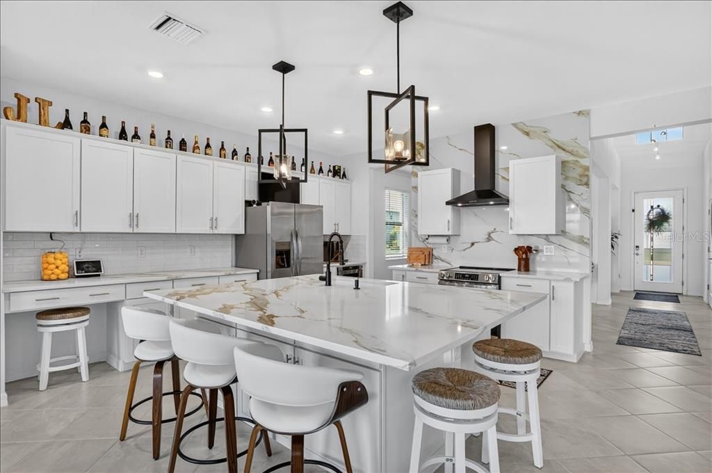 For Sale: $750,000 (5 beds, 3 baths, 3285 Square Feet)