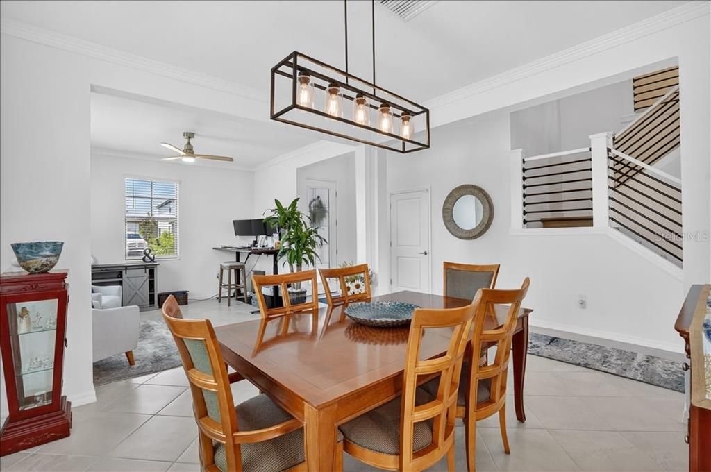 For Sale: $750,000 (5 beds, 3 baths, 3285 Square Feet)