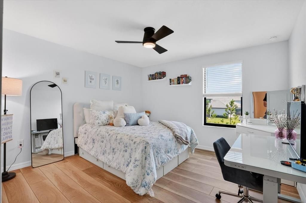 For Sale: $750,000 (5 beds, 3 baths, 3285 Square Feet)