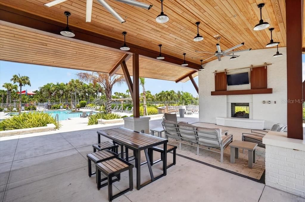For Sale: $750,000 (5 beds, 3 baths, 3285 Square Feet)