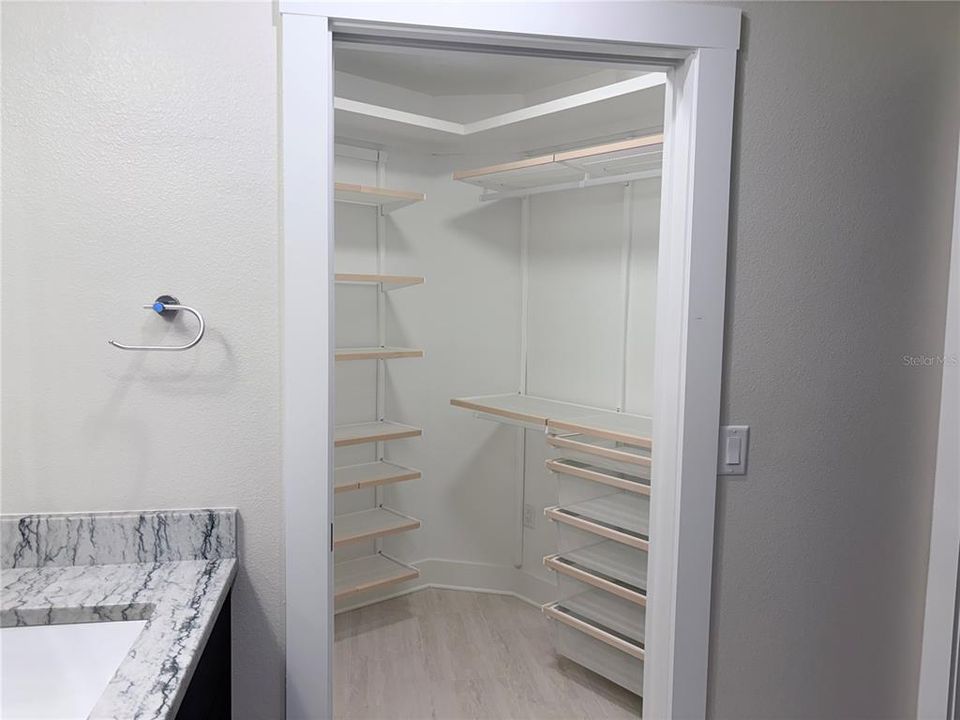 For Rent: $7,500 (3 beds, 2 baths, 1908 Square Feet)