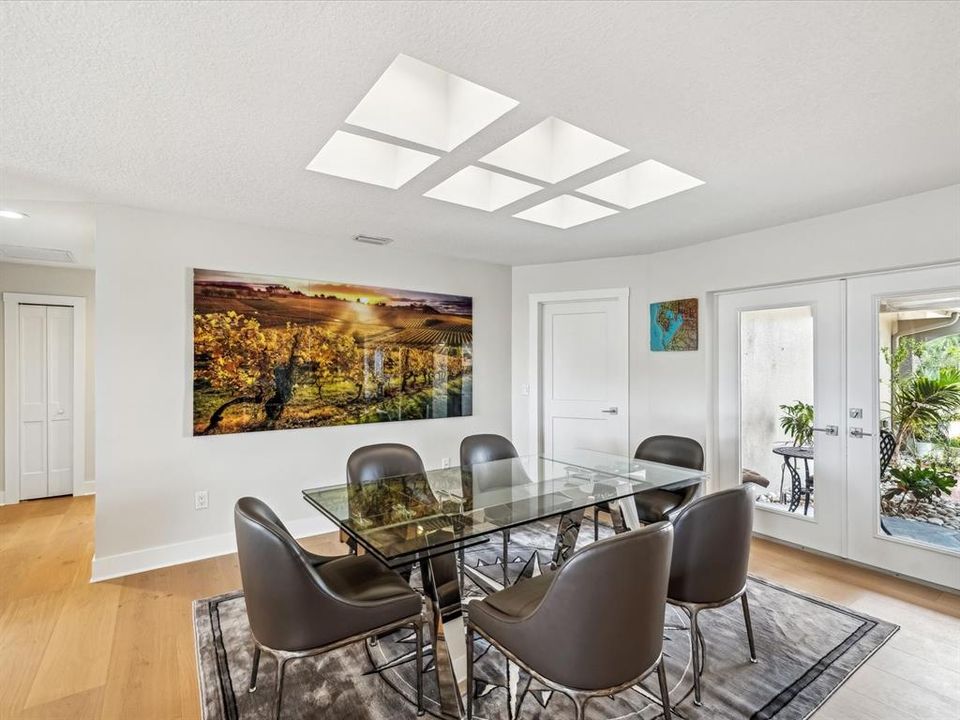 For Rent: $7,500 (3 beds, 2 baths, 1908 Square Feet)