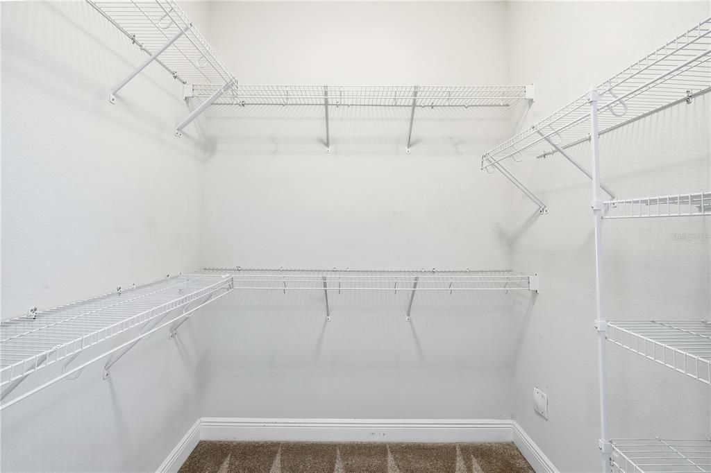 For Rent: $3,650 (3 beds, 2 baths, 1914 Square Feet)