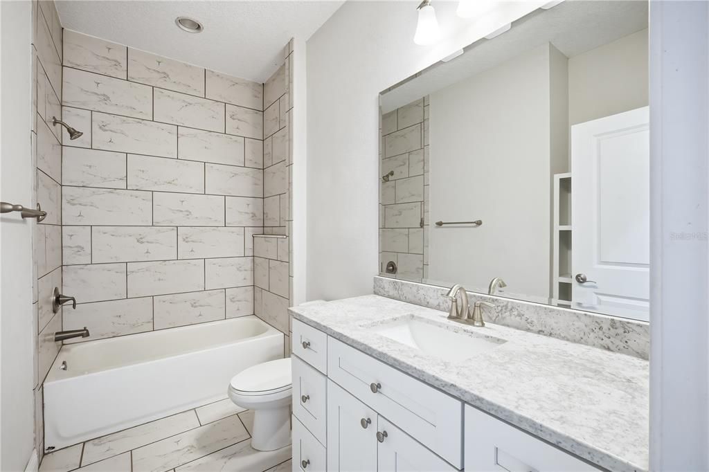 For Rent: $3,650 (3 beds, 2 baths, 1914 Square Feet)