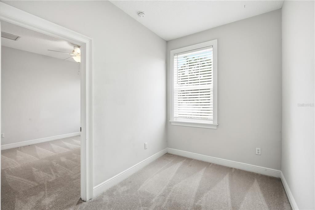 For Rent: $3,650 (3 beds, 2 baths, 1914 Square Feet)