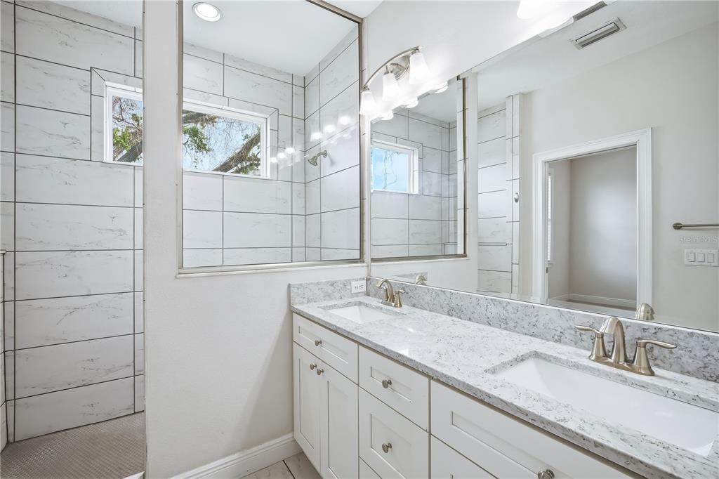 For Rent: $3,650 (3 beds, 2 baths, 1914 Square Feet)
