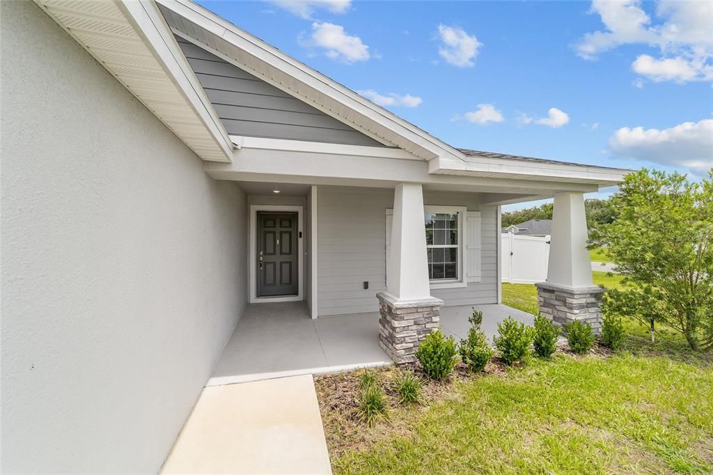 For Sale: $290,000 (3 beds, 2 baths, 1541 Square Feet)