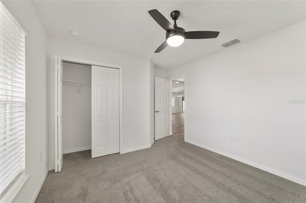 For Sale: $290,000 (3 beds, 2 baths, 1541 Square Feet)