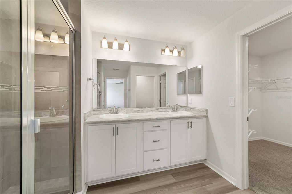 For Sale: $290,000 (3 beds, 2 baths, 1541 Square Feet)