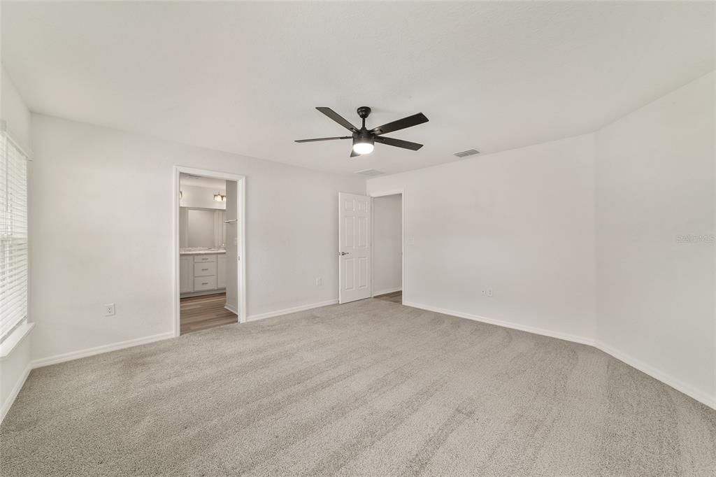 For Sale: $290,000 (3 beds, 2 baths, 1541 Square Feet)
