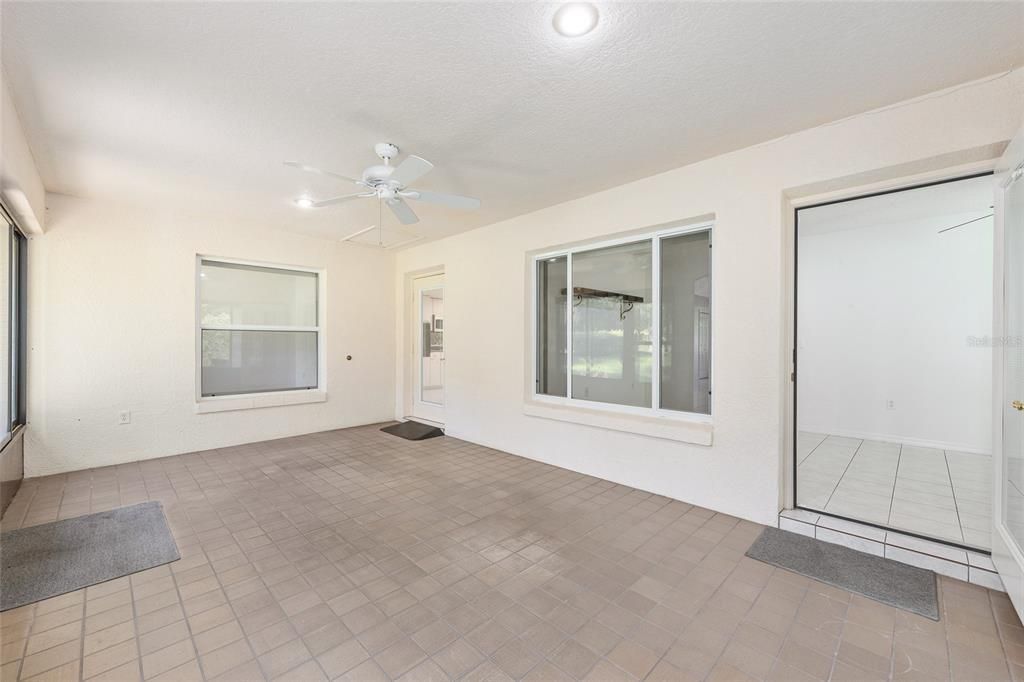 For Sale: $519,000 (3 beds, 2 baths, 2522 Square Feet)