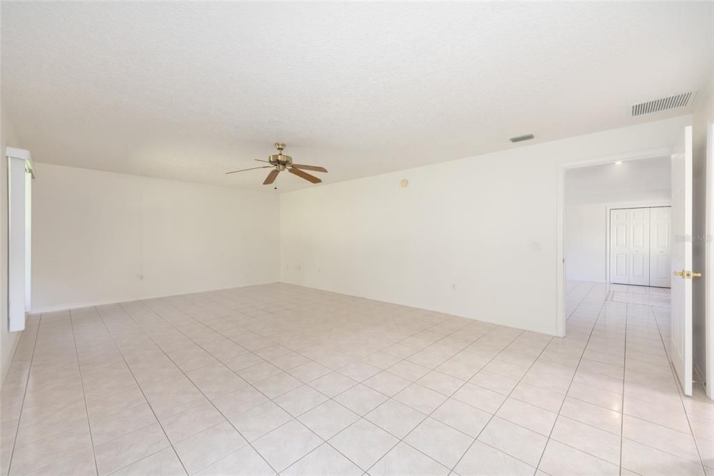 For Sale: $519,000 (3 beds, 2 baths, 2522 Square Feet)