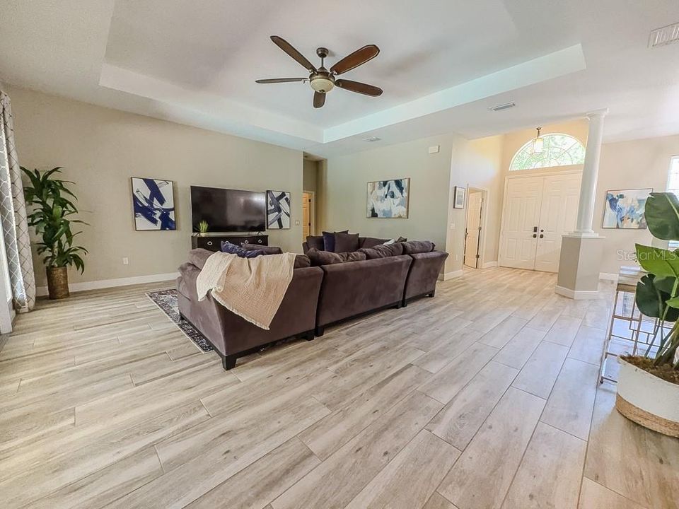 For Sale: $1,049,900 (4 beds, 3 baths, 3046 Square Feet)