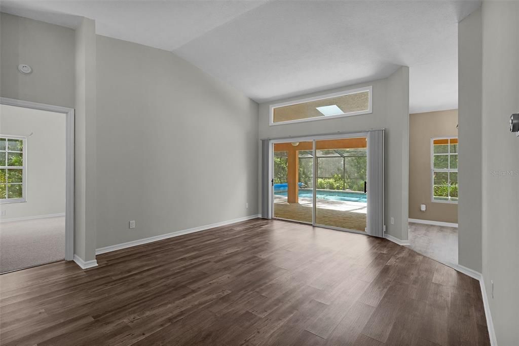 Active With Contract: $440,000 (3 beds, 2 baths, 2189 Square Feet)