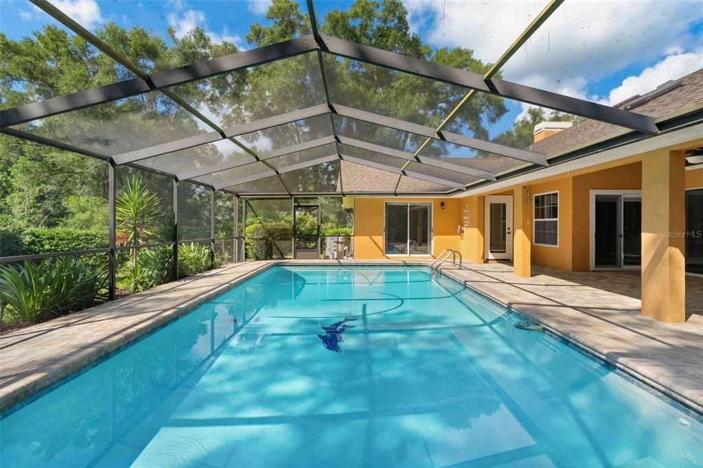 Active With Contract: $440,000 (3 beds, 2 baths, 2189 Square Feet)
