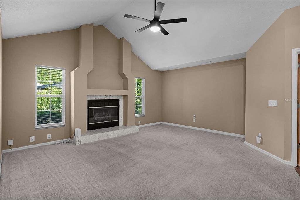 Active With Contract: $440,000 (3 beds, 2 baths, 2189 Square Feet)