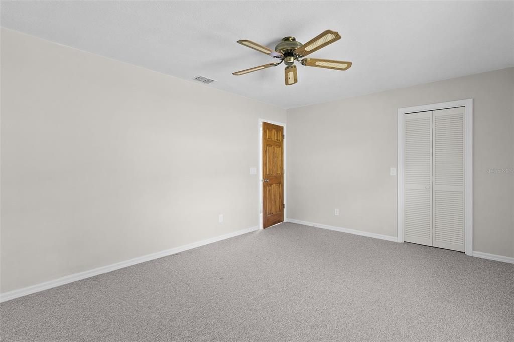 Active With Contract: $440,000 (3 beds, 2 baths, 2189 Square Feet)