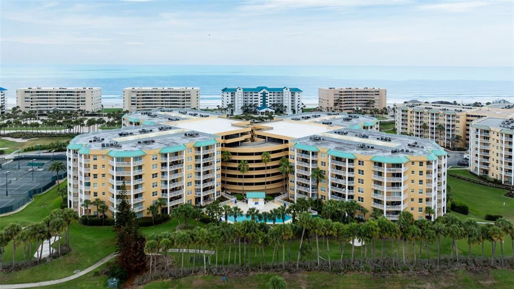 На продажу: $399,000 (2 спален, 2 ванн, 1428 Квадратных фут)