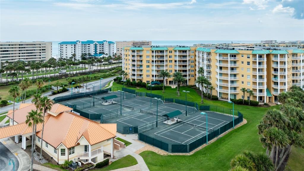 На продажу: $399,000 (2 спален, 2 ванн, 1428 Квадратных фут)