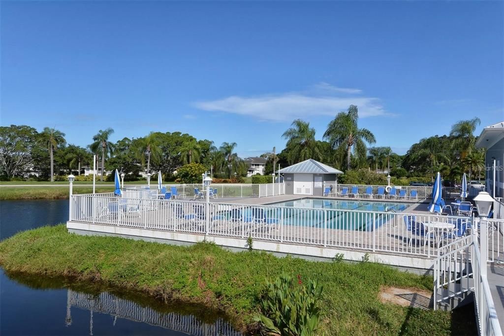 For Rent: $2,700 (3 beds, 2 baths, 1216 Square Feet)