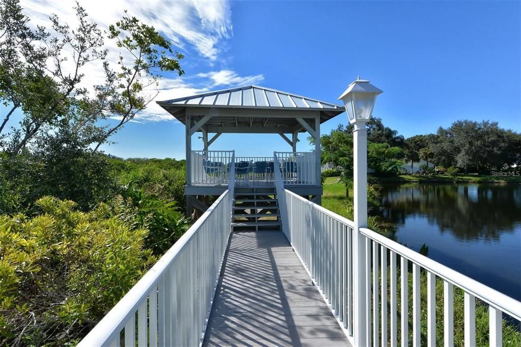 For Rent: $2,700 (3 beds, 2 baths, 1216 Square Feet)