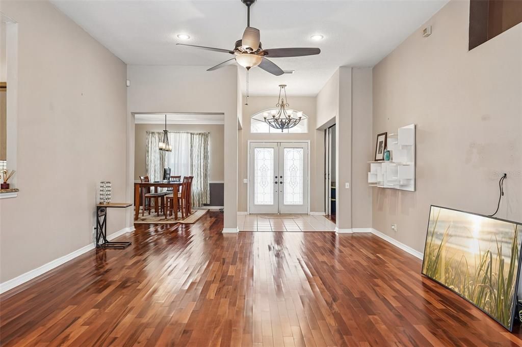 For Sale: $695,000 (4 beds, 2 baths, 2442 Square Feet)