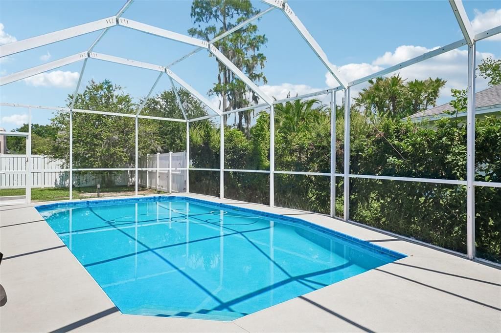 For Sale: $695,000 (4 beds, 2 baths, 2442 Square Feet)