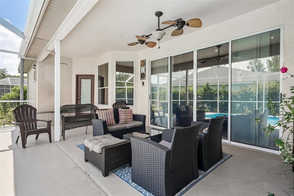 For Sale: $695,000 (4 beds, 2 baths, 2442 Square Feet)