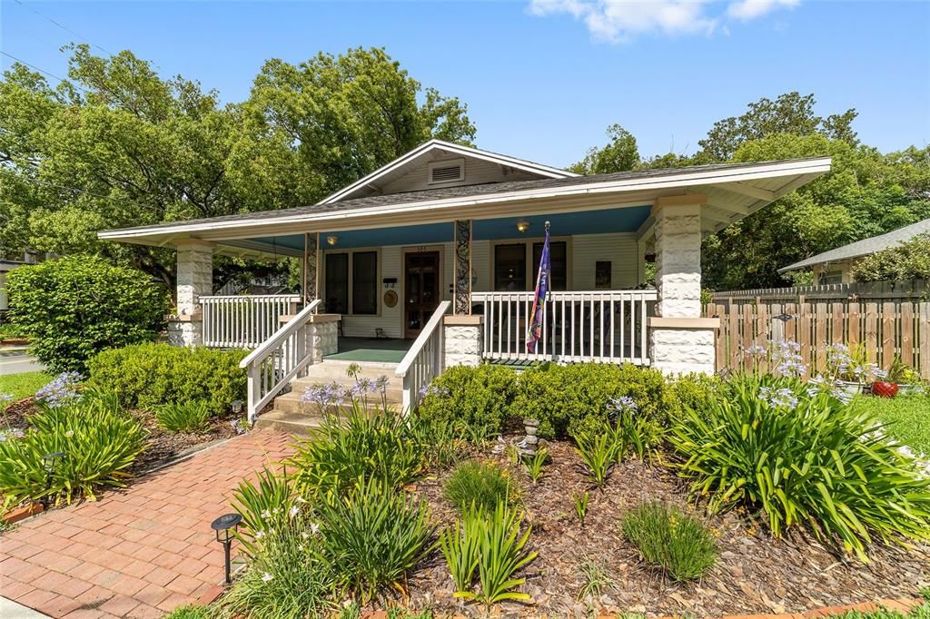 For Sale: $410,000 (3 beds, 1 baths, 1428 Square Feet)