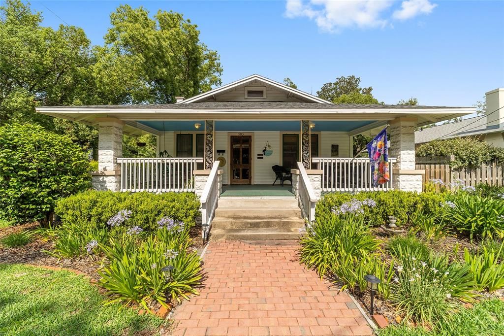 For Sale: $410,000 (3 beds, 1 baths, 1428 Square Feet)