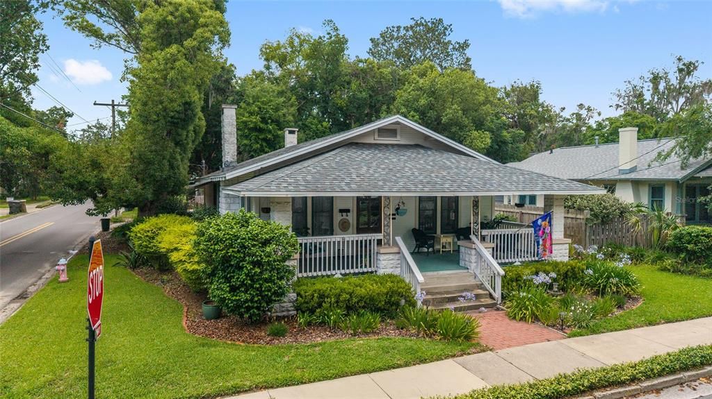 For Sale: $410,000 (3 beds, 1 baths, 1428 Square Feet)