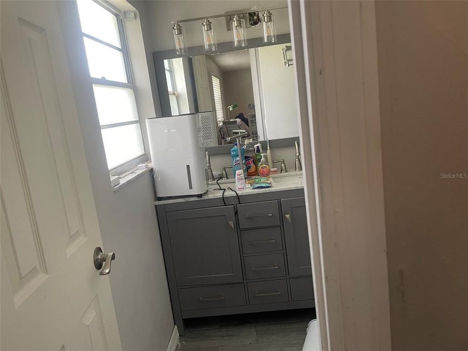 For Sale: $324,000 (2 beds, 2 baths, 1709 Square Feet)