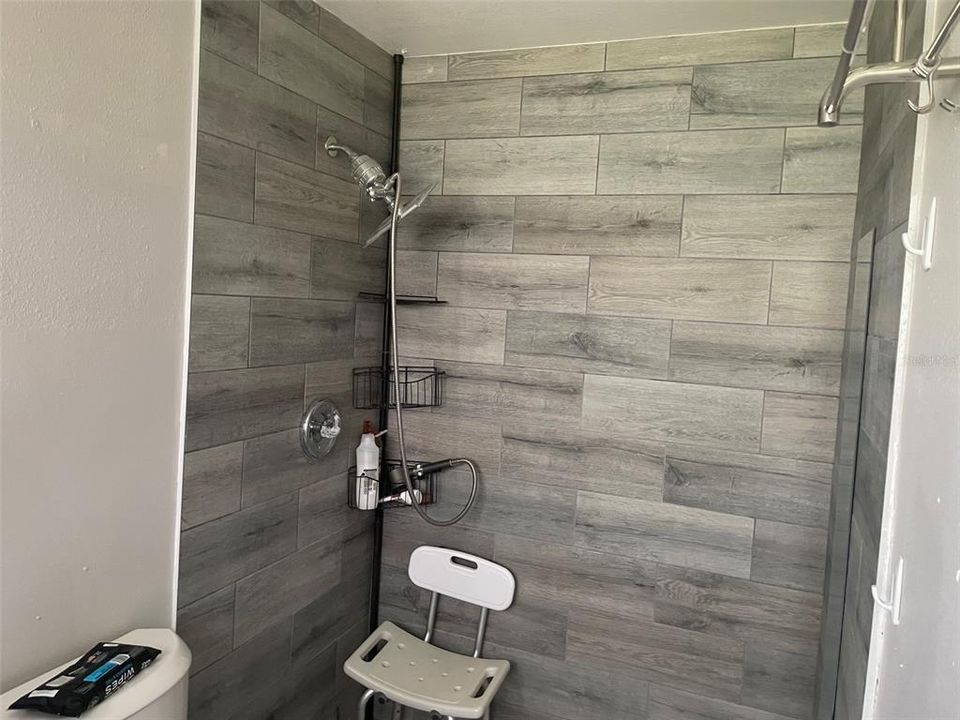 For Sale: $324,000 (2 beds, 2 baths, 1709 Square Feet)